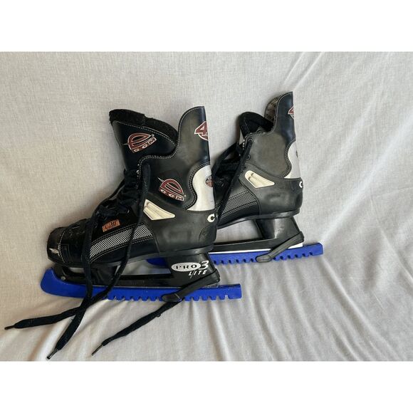 Vintage CCM Pro 3 Lite 4.3 Men's Hockey Ice Skates Size 10 Black, Blade Guards - Picture 11 of 12